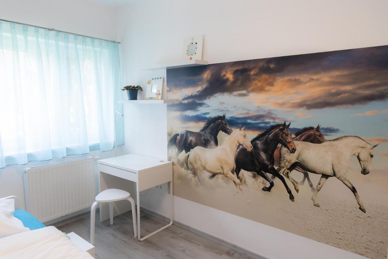 Tuerkiz Apartman Leilighet Kőszeg Eksteriør bilde